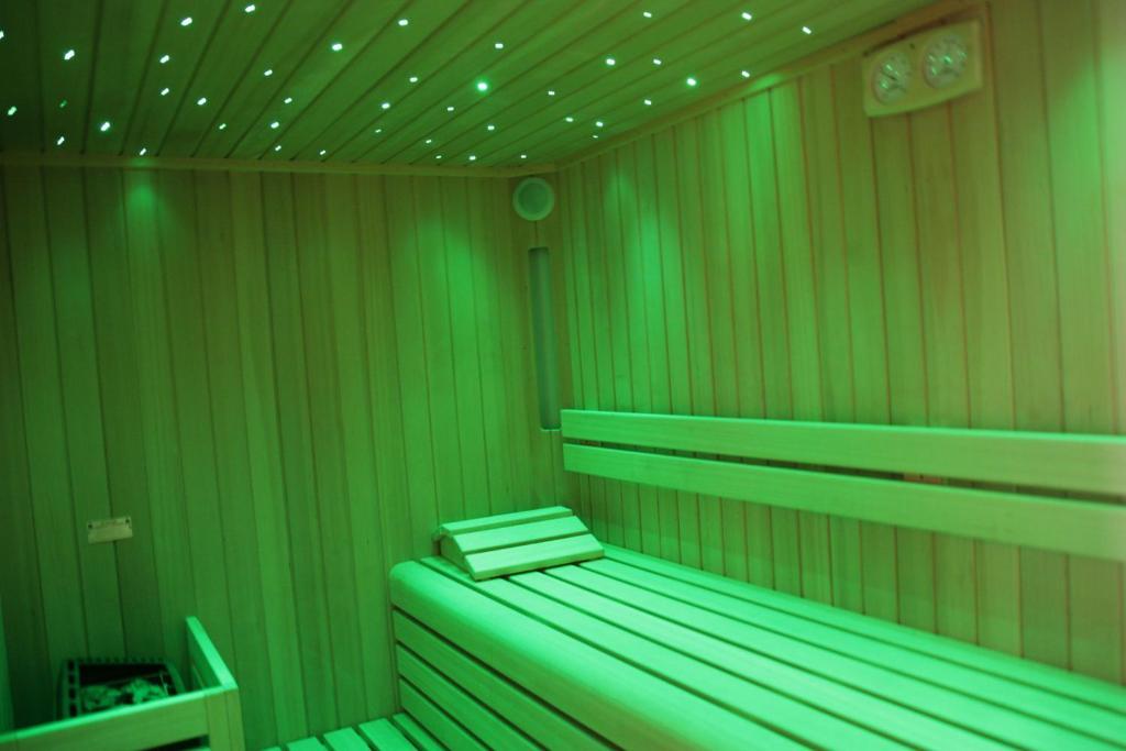 Hotel & Wellness Antico Borgo Torricella San Vito al Tagliamento Exterior photo