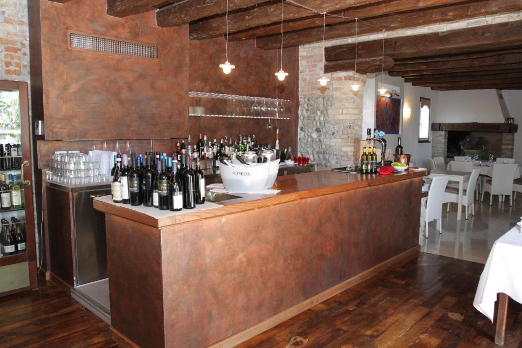 Hotel & Wellness Antico Borgo Torricella San Vito al Tagliamento Exterior photo