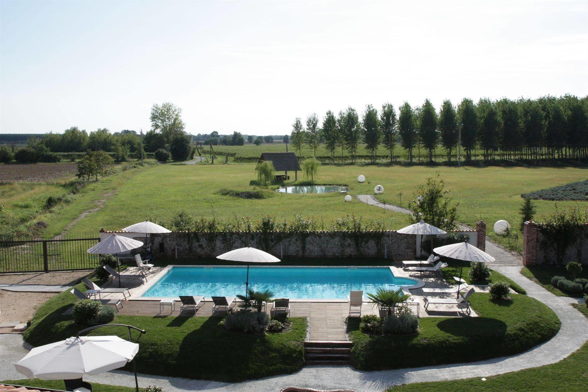 Hotel & Wellness Antico Borgo Torricella San Vito al Tagliamento Exterior photo